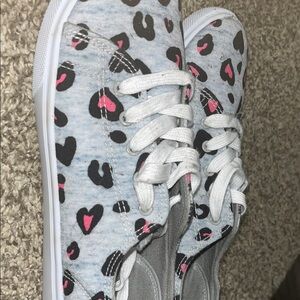 Stylish Kids' Leopard Print Sneakers